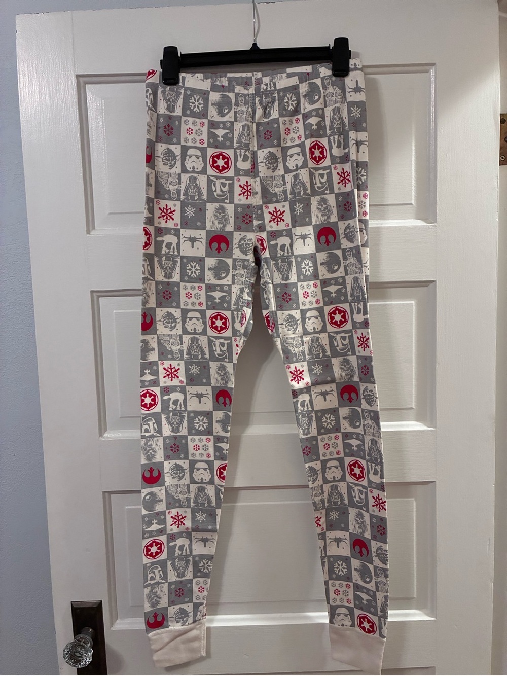 Hanna Andersson Star Wars Holiday Adult Grey/Red Star Wars Themed Jogger PJ L